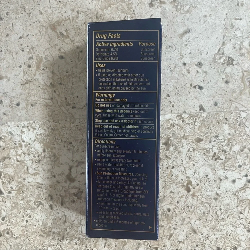 NIB Estee Lauder Futurist SkinTint Serum Foundation SPF 20 BONE 1W1
